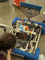 Broomba - Robot 2023